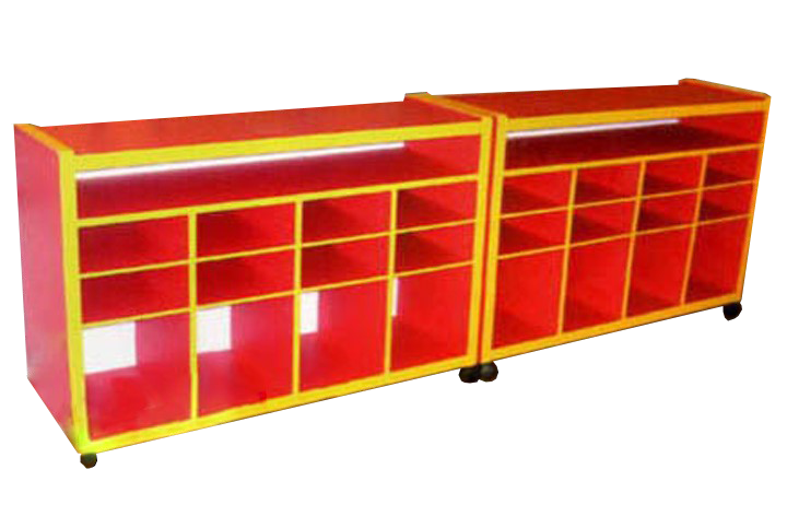 5.2 附輪子教具櫃