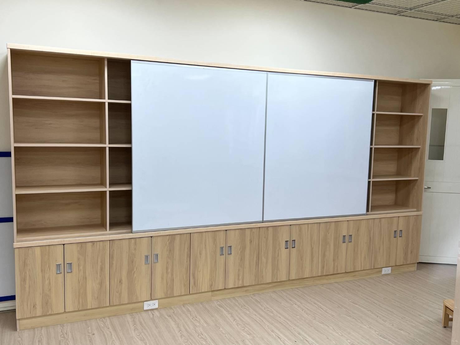 13.3 白板教具櫃