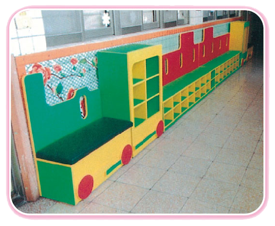 15.3 B080火車沙發鞋櫃