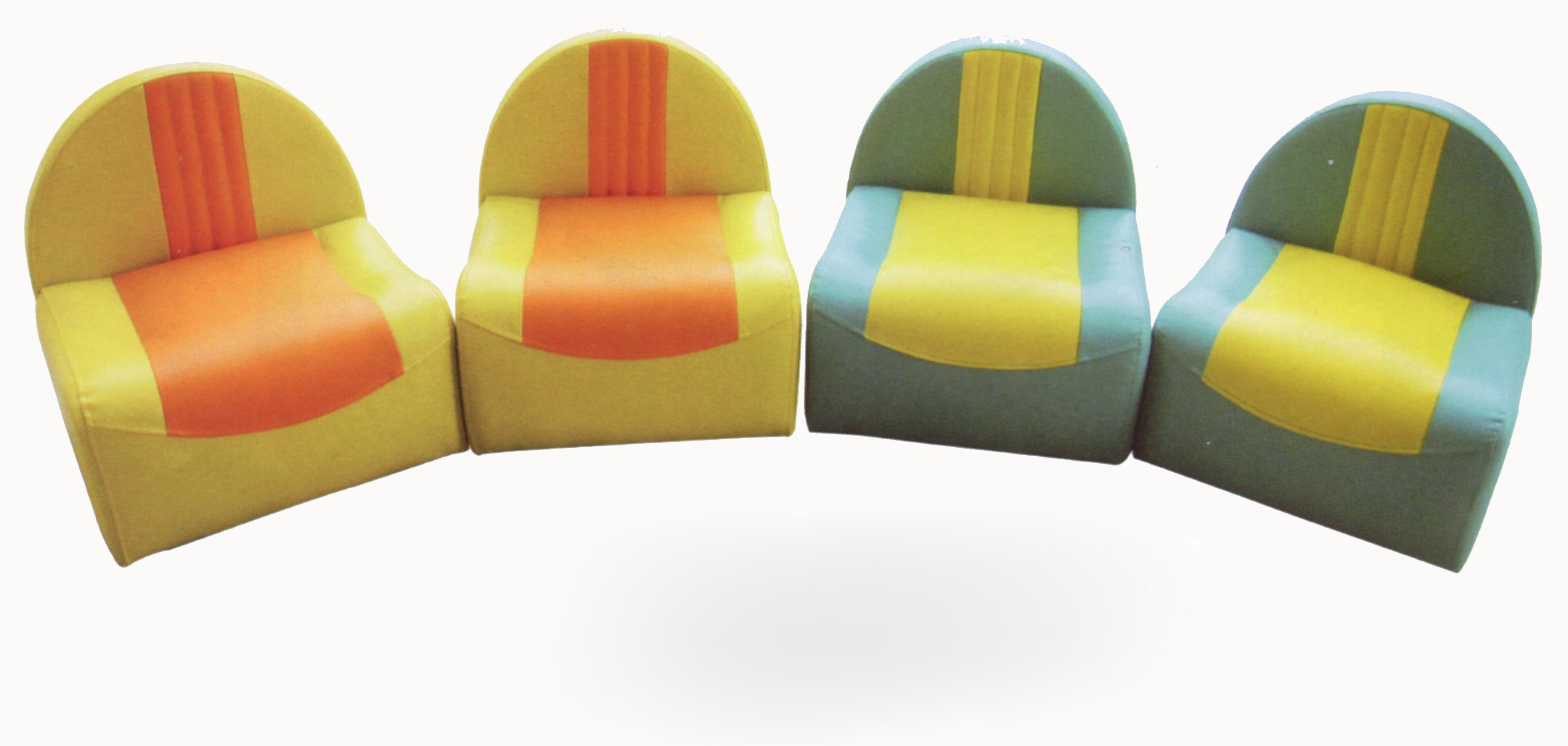 17.1 比卡丘小沙發