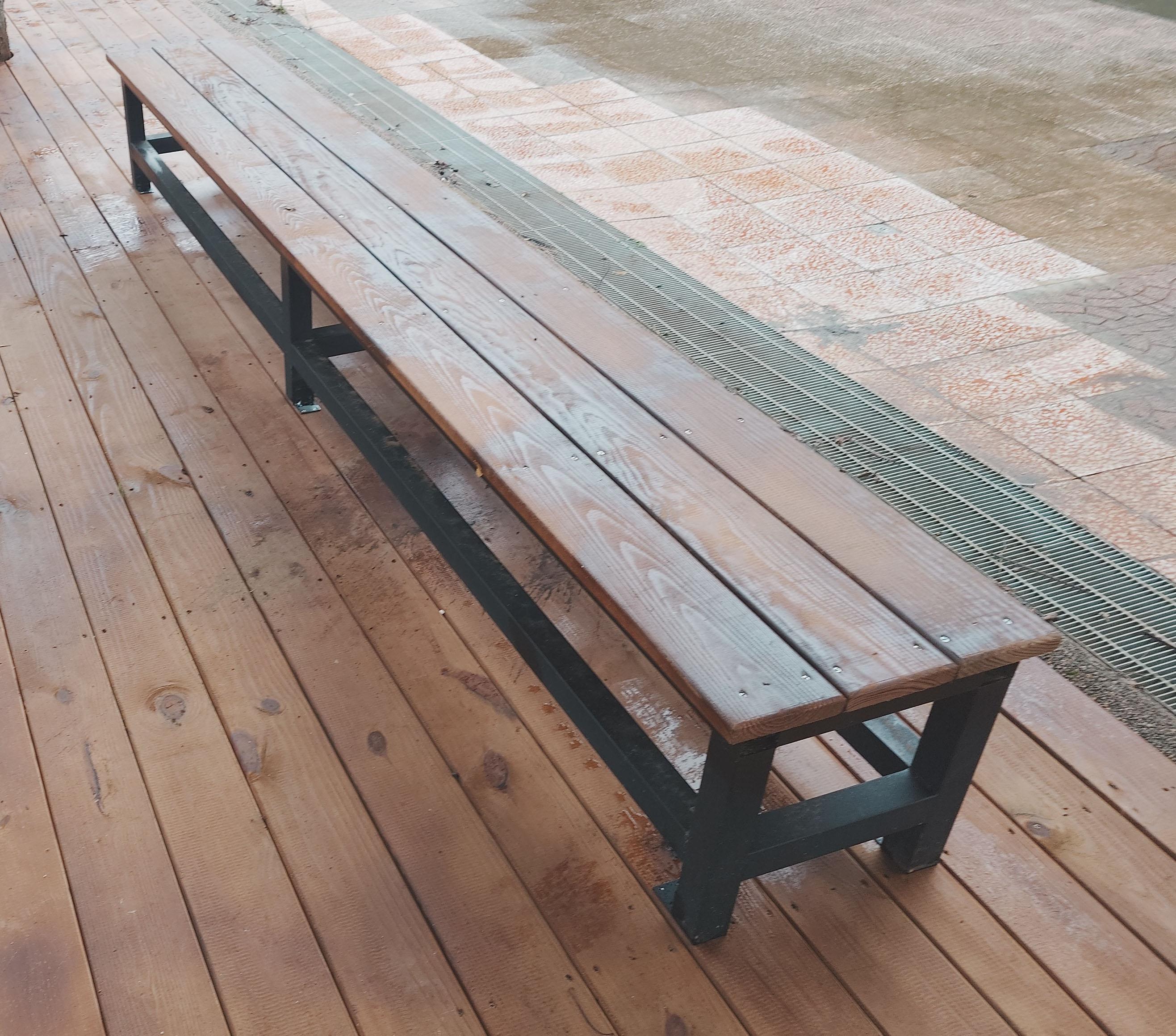 13.5 戶外環木椅