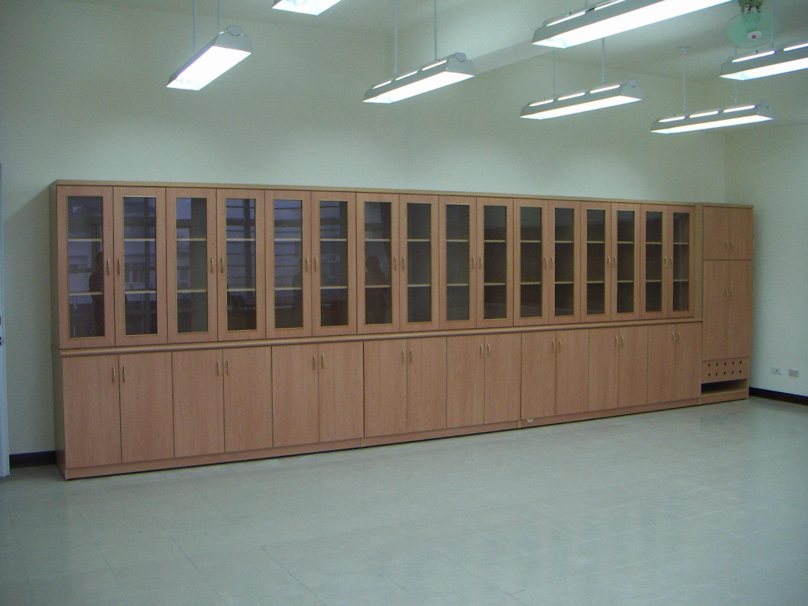 19.5 辦公資料櫃