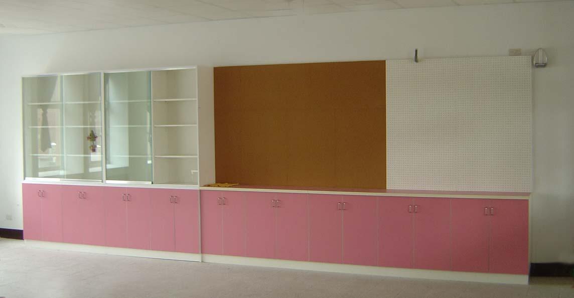 13.3 美勞展示櫃