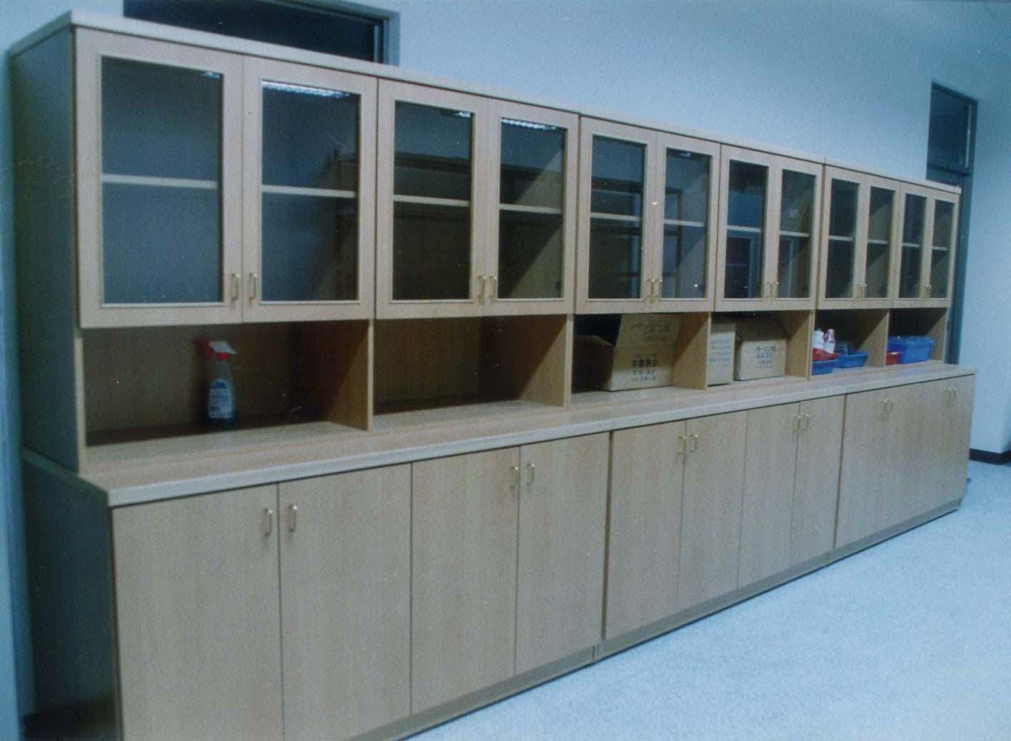 15.3 自然科教具器材櫃