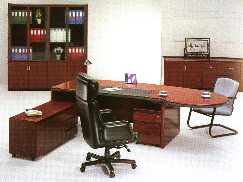 13.1 校長主管桌