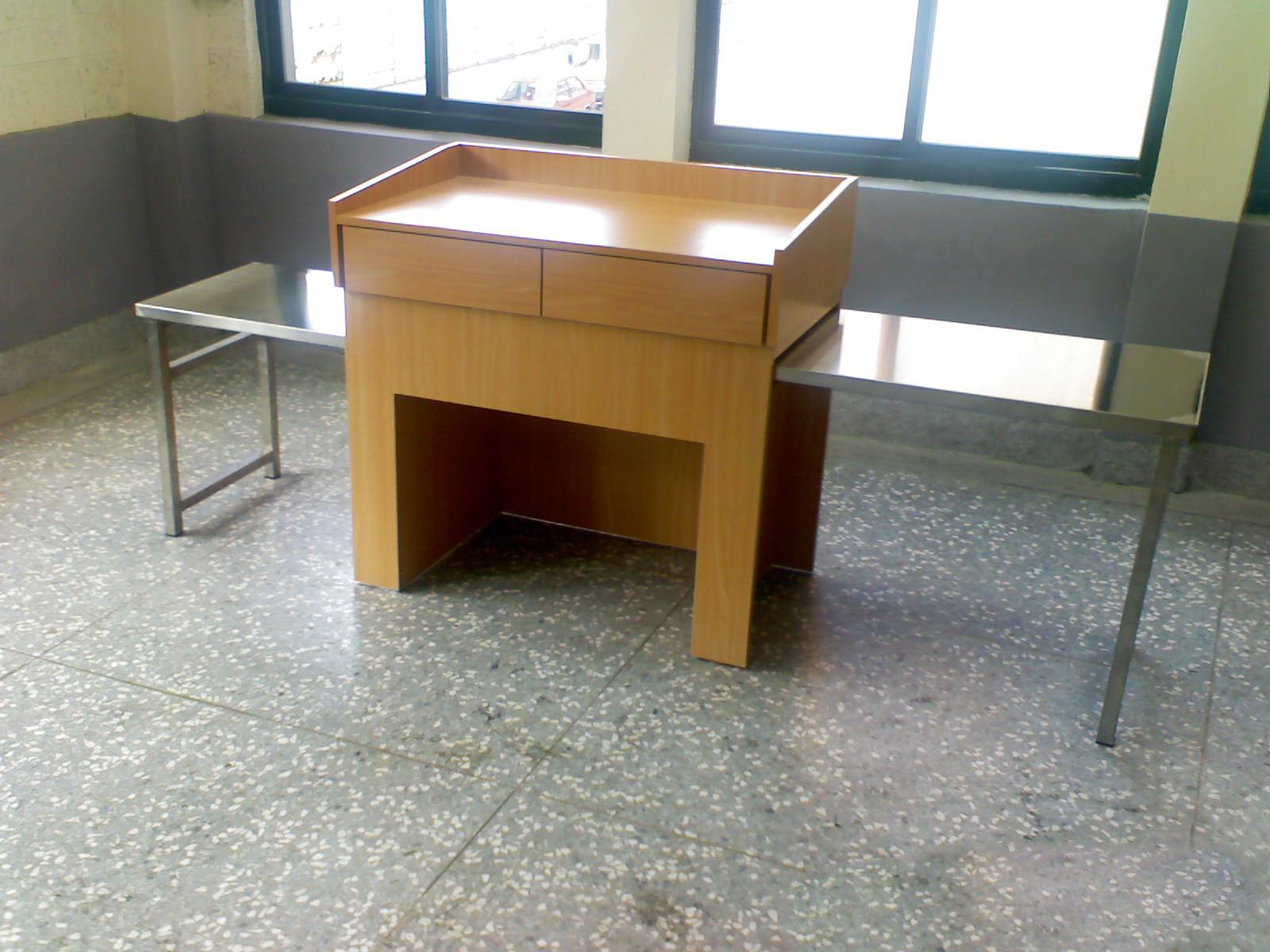 13.2 餐車講桌雙用