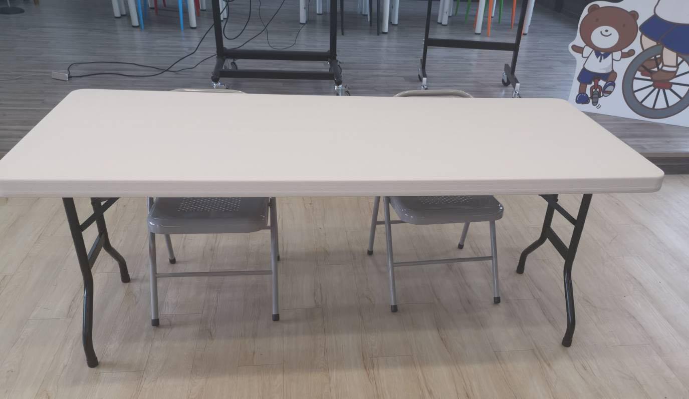 11.6 塑鋼面折合式會議桌