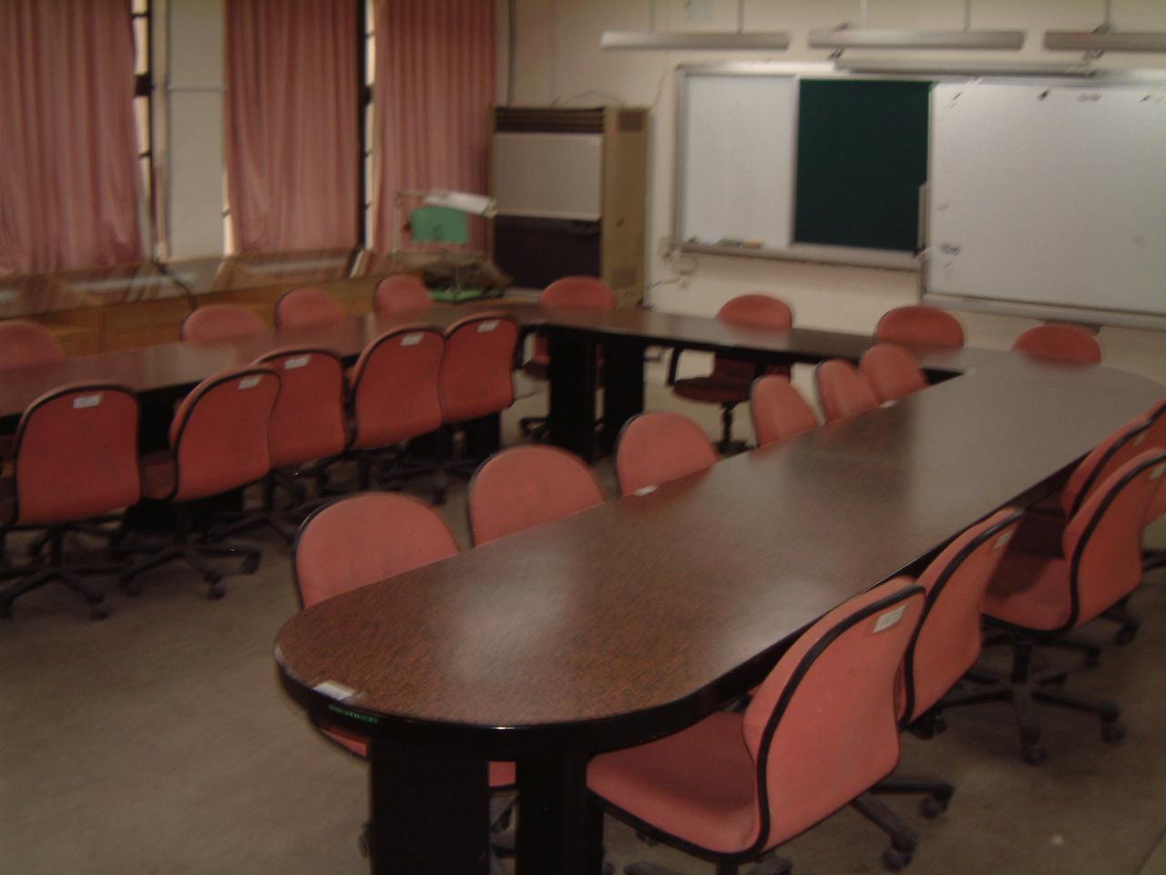 15.4 組合式會議桌